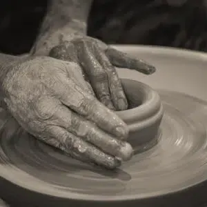 TOČENÍ NA HRNČÍŘSKÉM KRUHU - ÚTERÝ 16:30 OD 20.1.